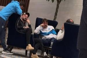 前国米中场布罗佐维奇造访那不勒斯训练营，与前主帅孔蒂重聚